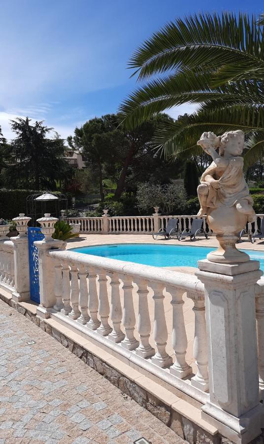 Gite Les Pins Climatise Piscine Chauffee Jardin Peymeinade Экстерьер фото